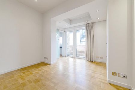 4 bedroom apartment to rent - Photo 5