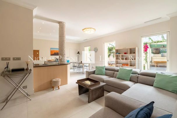 Location Maison 7 pièces 181m² BEAULIEU SUR MER 06310 - Photo 1