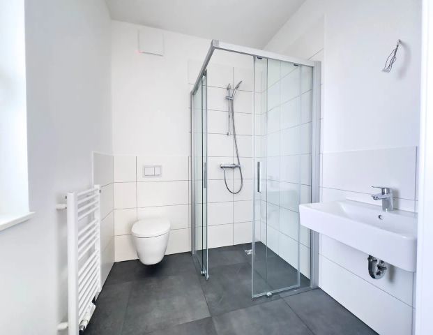 Neubauwohnung barrierefrei mit Fahrstuhl im Zentrum - Foto 1