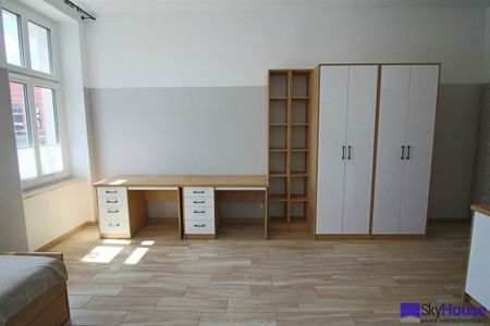 Wrocław, Śródmieście, Plac Grunwaldzki - Photo 3