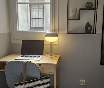 Carrer de Calàbria, Barcelona, Catalonia 08015 - Photo 1