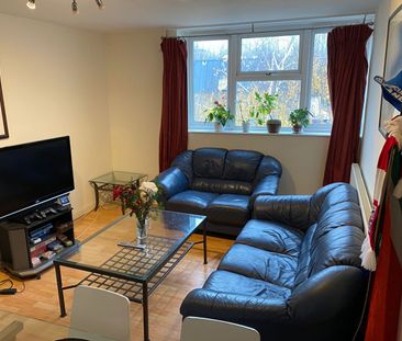 Room in a Shared Flat, Wayford Street, SW11 - Photo 6