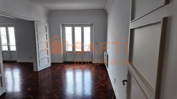 Campo de Ourique, Lisbon - Photo 1