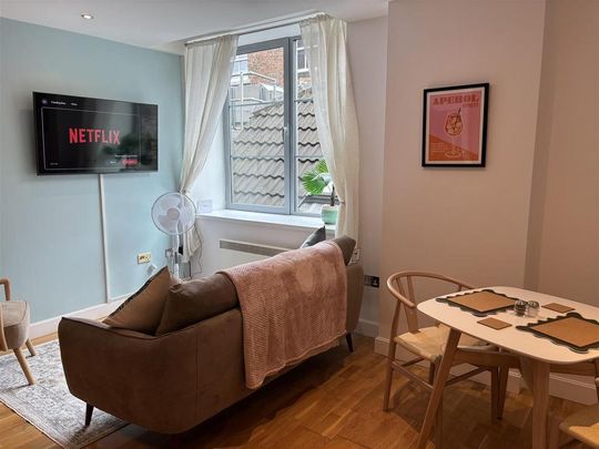 1 bedroom detached house to rent - Photo 1