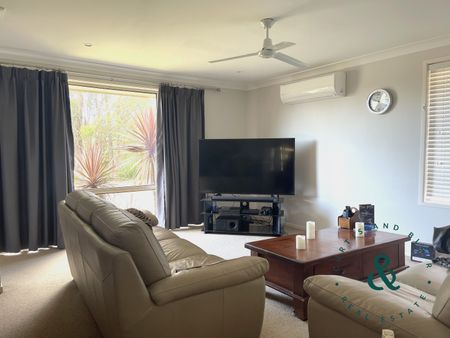 15 Creighton Drive, Medowie NSW 2318 - House For Rent | Domain - Photo 4