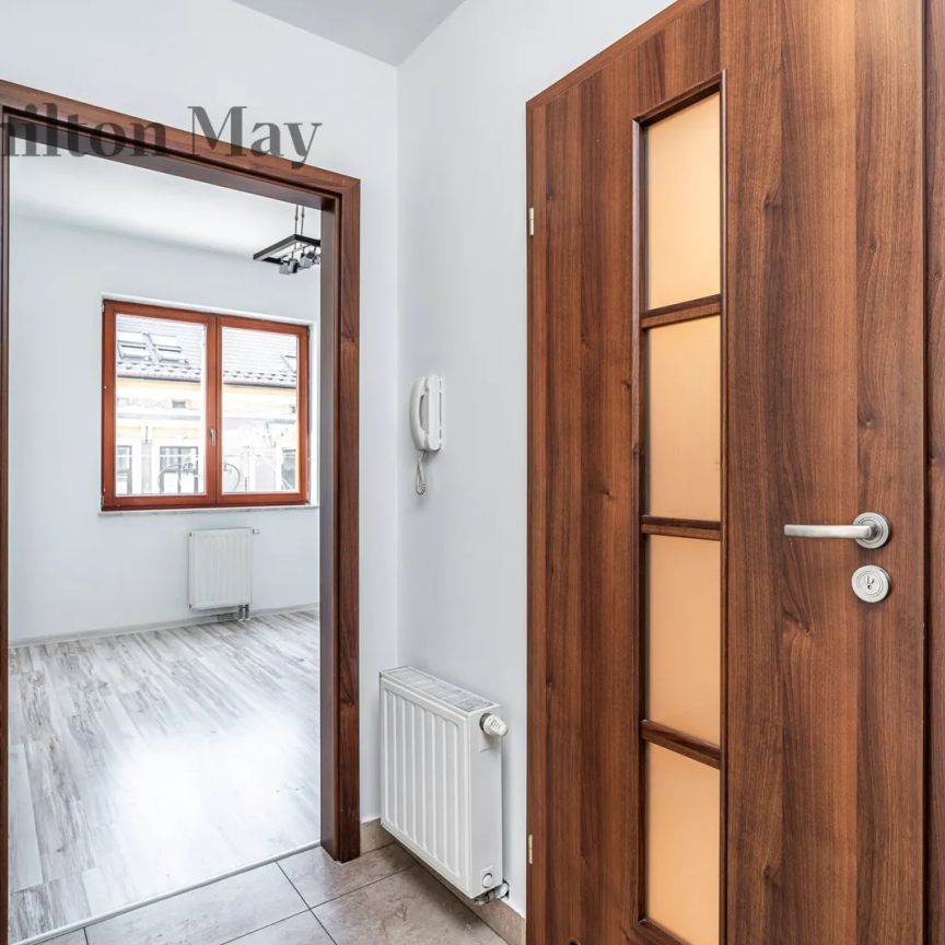 Apartament w Flowers Residence z tarasem, Stare Podgórze - Zdjęcie 1