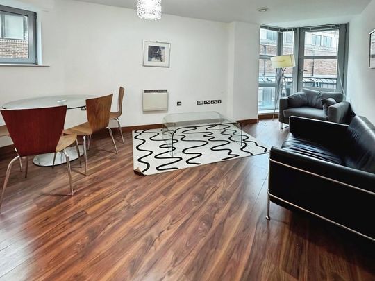 1 bedroom flat to rent - Photo 1