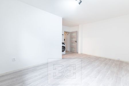Pronájem bytu 1+1 27 m², Milovice - Mladá - Photo 5