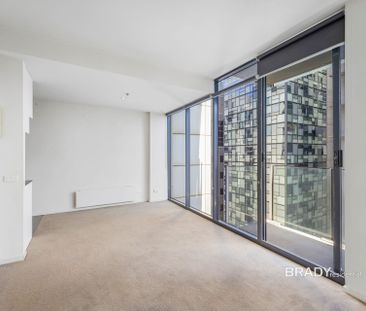 2105/22-40 Wills Street, Melbourne - Photo 5