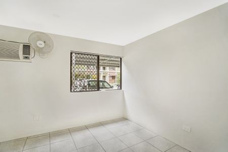 13/5-9 Fisk Street, Westcourt, QLD 4870 - Photo 3