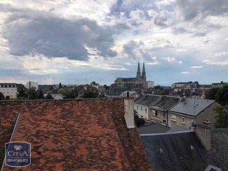 Location Appartement 4 pièces 119m² CHATEAUROUX 36000 - Photo 4