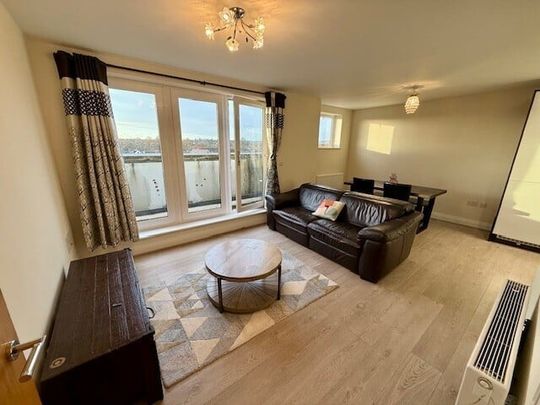 Heron Way, MAIDENHEAD - Photo 1