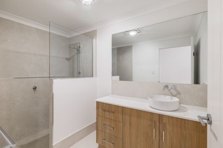 Brand-New 3 Bedroom Home in South Toowoomba - Photo 5