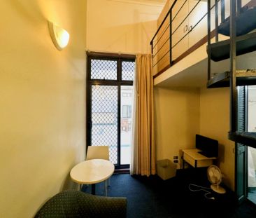 Studio-1021 - Photo 4