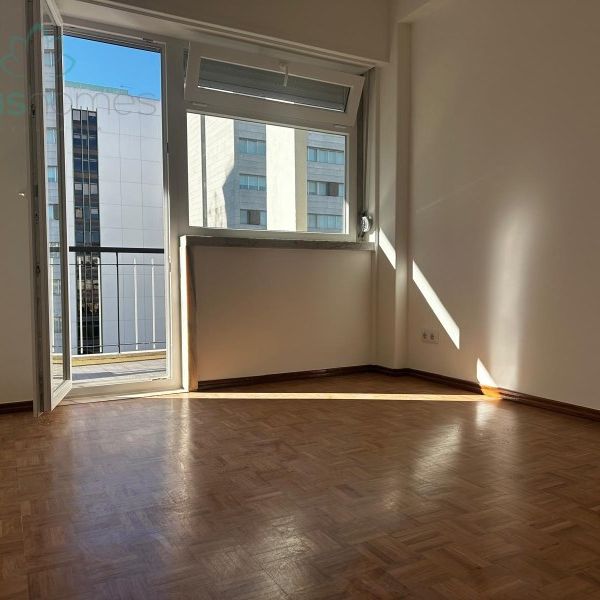 Apartamento T3 em Lisboa - Foto 1