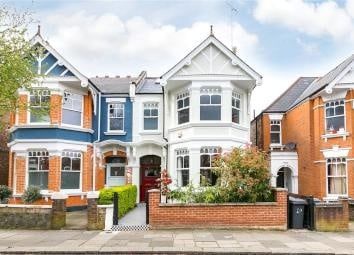 Room in a Shared House, James Avenue, NW2 - Photo 4