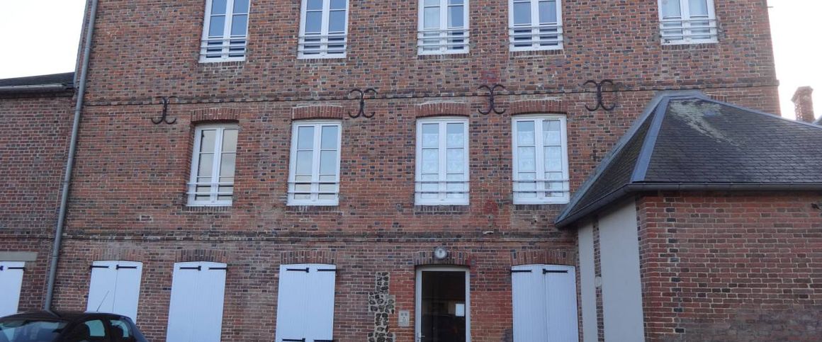 MONTREUIL L'ARGILLE - T2 de 37 m² - Photo 1