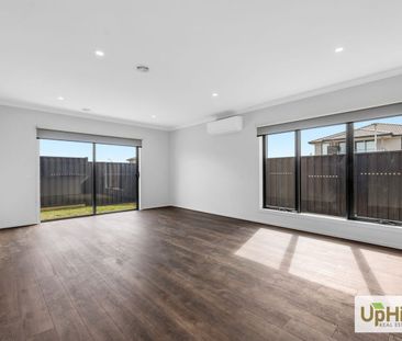 Modern Family Living in a Prime Five farms Clyde North Location 9 A... - Photo 1