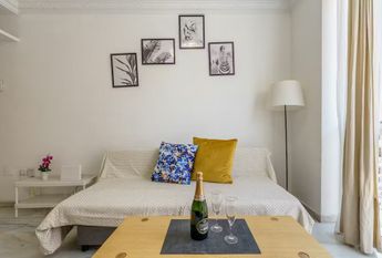 Calle Mármoles, Málaga, Andalusia 29007