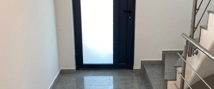 4-Zimmer-Wohnung mit Balkon, Terrasse und Wintergarten in Boxberg - Foto 1