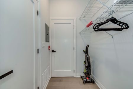 For Lease - 923 COLLEGE Street Unit# UNIT A, Toronto, Ontario - Photo 2