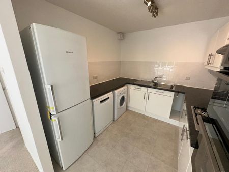 1 bedroom apartment to rent - Photo 3