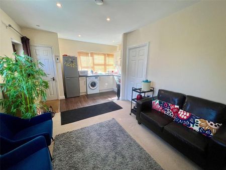 1 bedroom bungalow to rent - Photo 3
