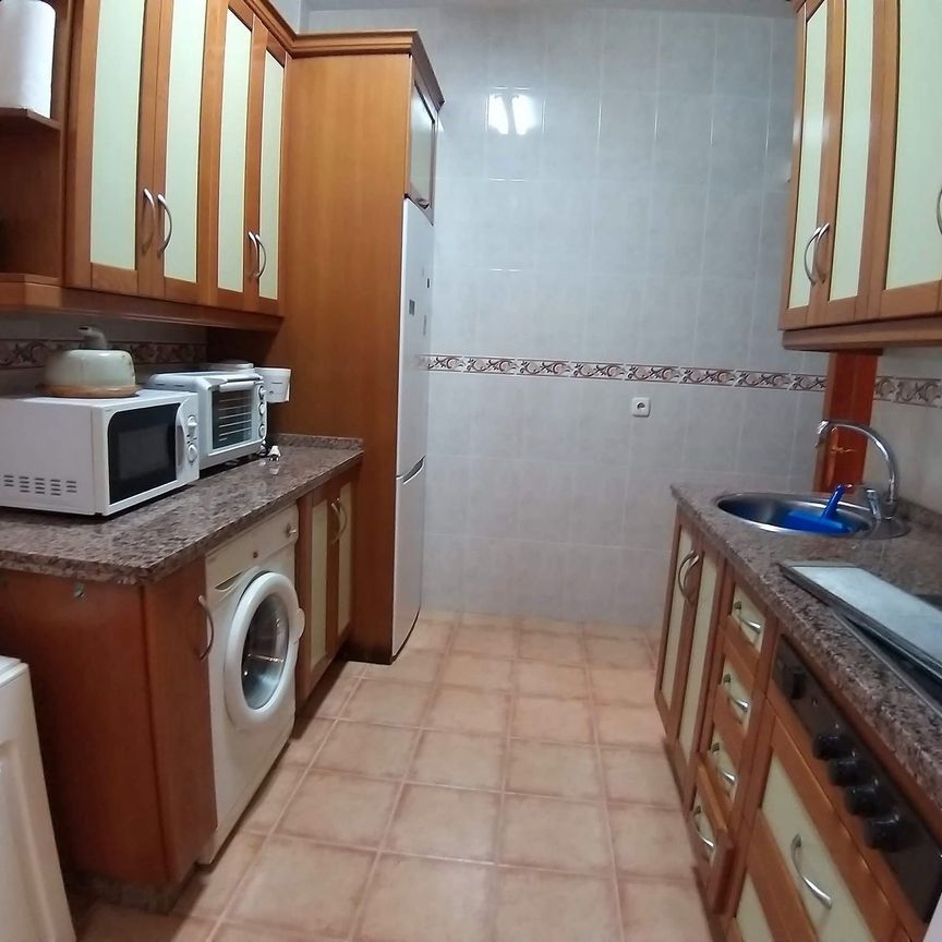 Piso de alquiler en Avenida Arias Maldonado, 14, Playa Bajadilla - Puertos - Photo 1