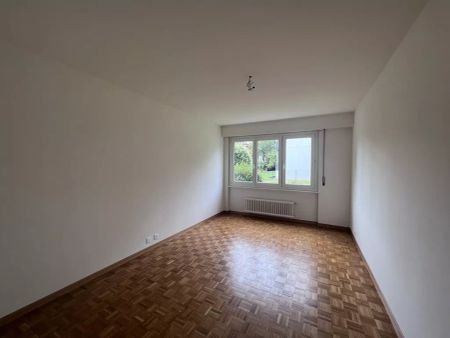 Grand appartement lumineux de 3.5 pièces au rez-de-chaussée - Foto 2