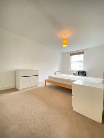 3 bedroom apartment to rent - Photo 4