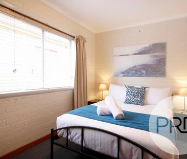 Perfectly Located FULLY FURNISHED Unit - Photo 6