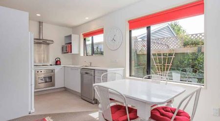 2 Bedroom townhouse - Photo 3