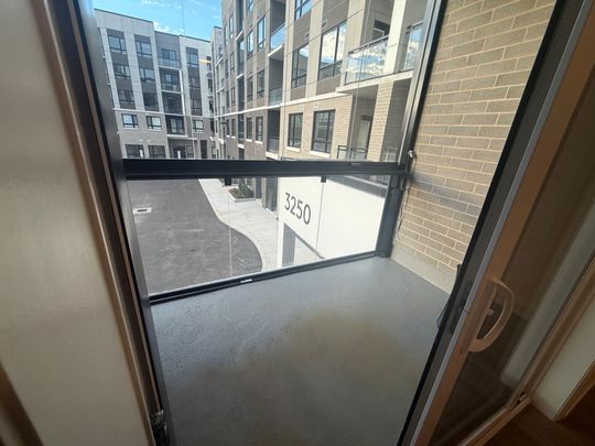 For Lease - 3250 Carding Mill Trail Unit# 236, Oakville, Ontario - Photo 1