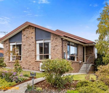 "Neat and Tidy 3 Bedroom Home + Sunroom!" - Photo 1