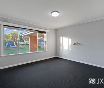 37 Gnarwyn Road, 3163, Carnegie Vic - Photo 4