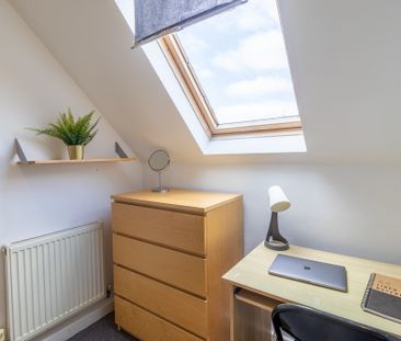 5 Bed Student Accommodation - Photo 3