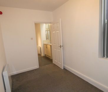 Lord Street Flat 1 - Photo 4