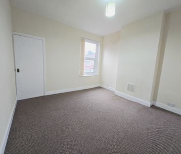 2 Bedroom Terraced House for Rent - Photo 1