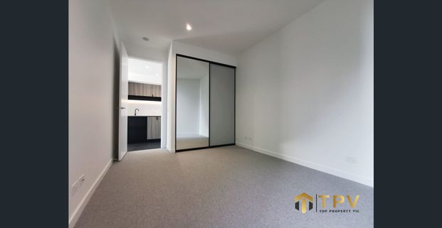 Modern North Facing Apartment in Burwood East - Photo 1