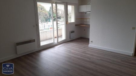 Location Appartement 3 pièces 52m² BORDEAUX 33300 - Photo 2