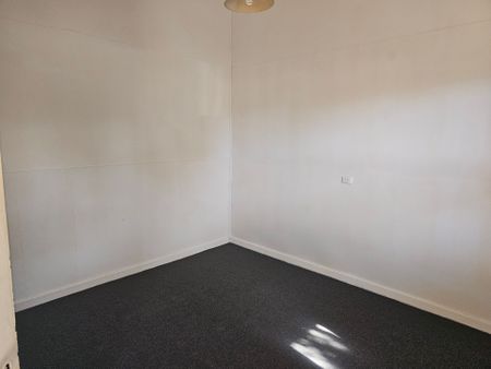 Close to City Centre - Available 02&sol;01&sol;2025 - Photo 5