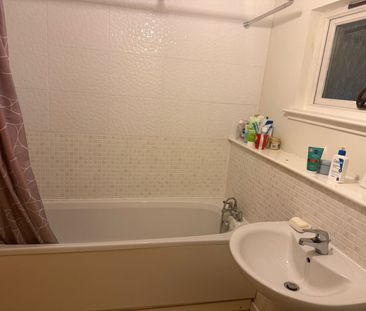 Room in a Shared Flat, Charlotte Street, G1 - Photo 4