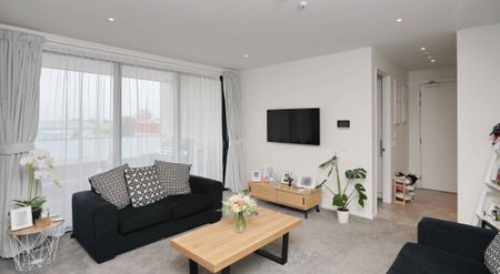 Near New and Convenient - Photo 3