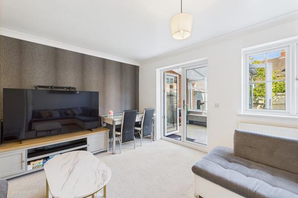 4 bedroom townhouse to rent - Photo 1