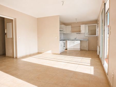 Location Appartement 3 pièces 62m² PERPIGNAN 66100 - Photo 4