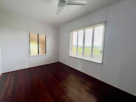 RURAL LIFESTYLE CLOSE TO TOWN - Photo 4