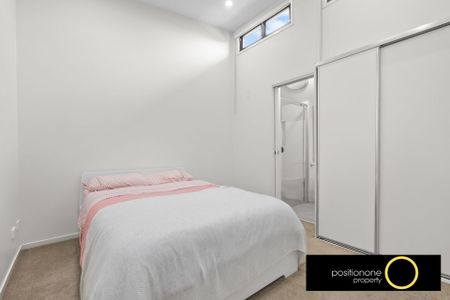 Modern 3-Level Townhouse in Boutique Complex - Photo 5