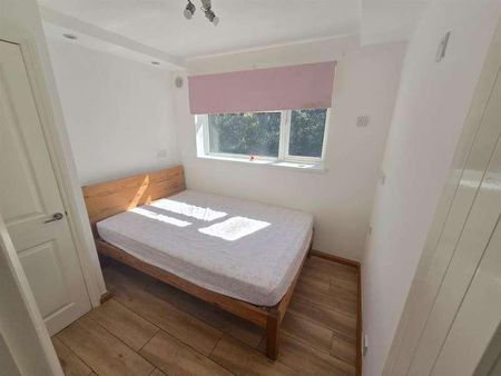 Heston Road, Hounslow, TW5 - Photo 5