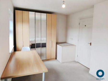 4 bedroom terraced house to rent - Photo 4
