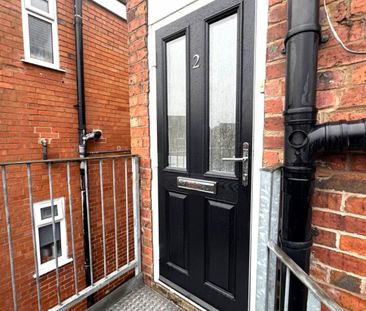 1 bedroom Flat To Let - Photo 5